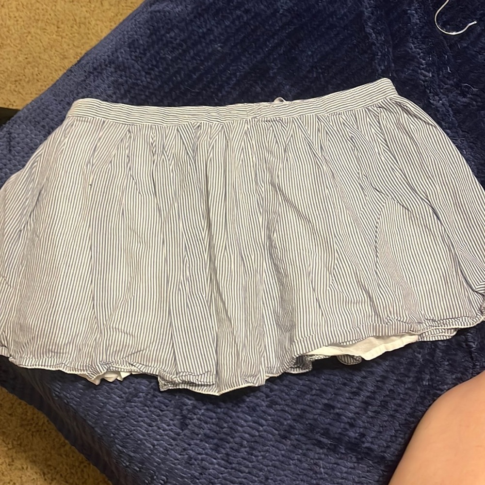 Light blue and white striped skirt with a little white side hip bow.